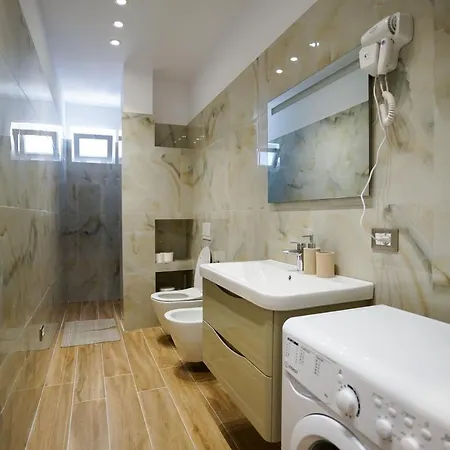 Klei's Daily Τίρανα